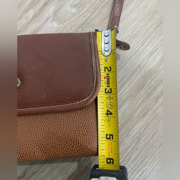 Vintage Guess Brown Leather Toiletry Bag - Picture 8 of 12